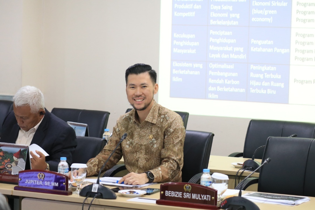 Read more about the article NasDem Minta Dishub Perbanyak Armada Transportasi Antar Pulau di Kepulauan Seribu
