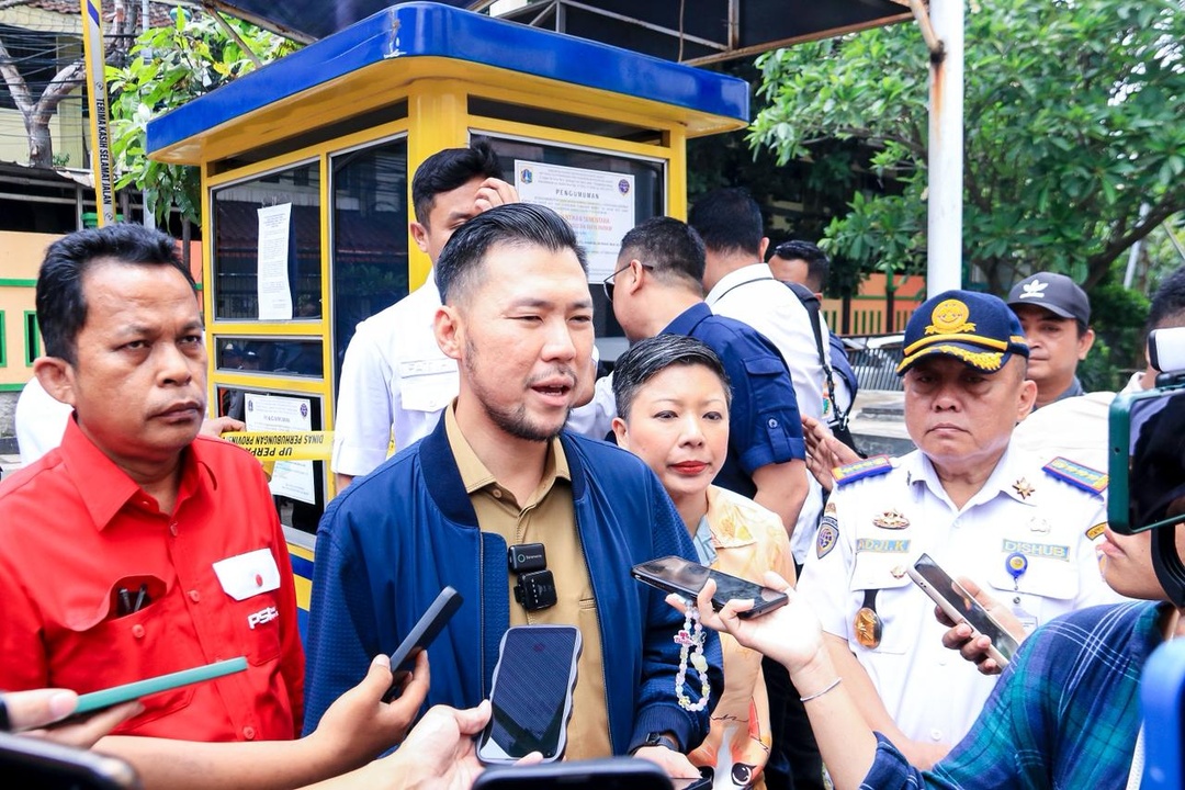 Read more about the article Pansus Parkir Sidak dan Segel Lokasi Parkir Ilegal di Jakarta