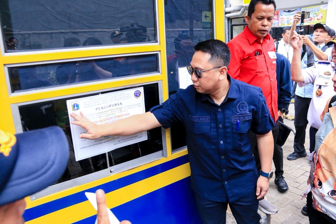 Read more about the article Pansus Perparkiran Usul Beri Tanda Operator Parkir Berizin