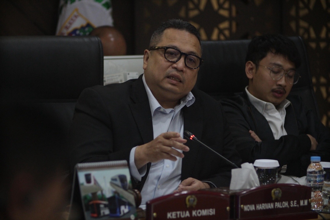 Read more about the article Ketua Komisi B DPRD DKI Desak Penertiban Penguasaan Kios oleh Oknum Pedagang