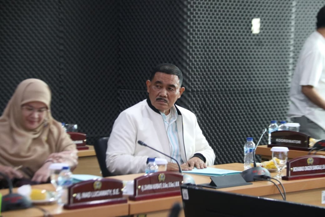 Read more about the article Banyak Aset Belum Tercatat, Ongen Ingatkan Pemprov Jangan Biarkan Dikuasai Pihak Lain