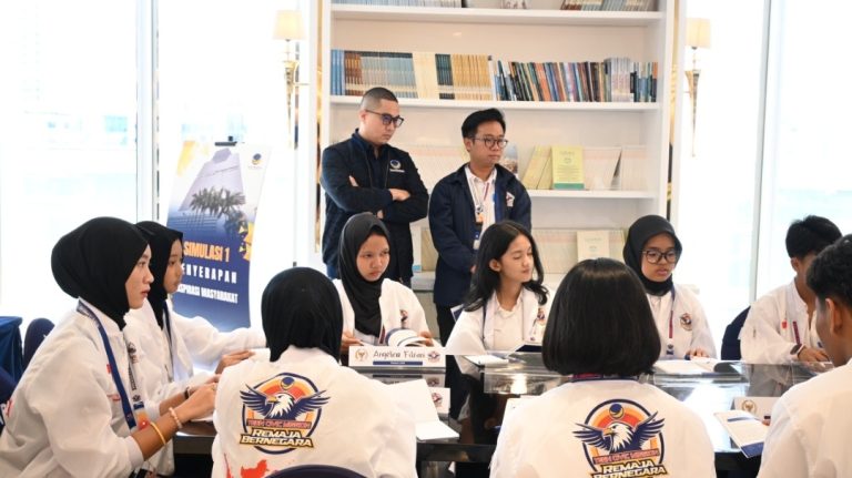 Remaja Bernegara Tanggung Jawab Moral NasDem Hadirkan Pendidikan Politik