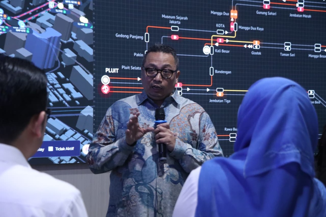 You are currently viewing Komisi B Dorong Transjakarta Perluas Lini Bisnis