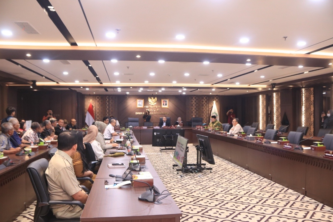 Read more about the article Komisi B Terima Aduan Parlir Ilegal di Apartemen Casablanca East Resindence