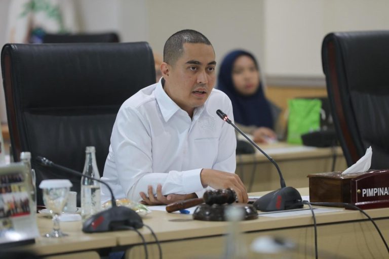 Wibi Andrino Apresiasi Penurunan RW Kumuh, Ingatkan Masih Ada 211 RW Perlu Ditata