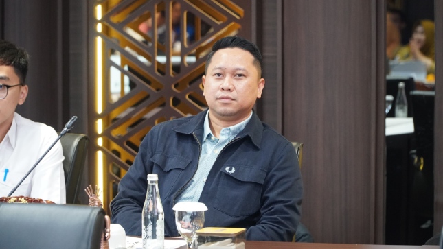 You are currently viewing Gusti Arief Minta Pemprov DKI Evaluasi Dampak Program Bantuan Sosial