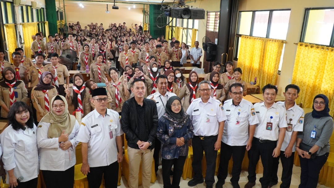 Tinjau SMKN 9 Jakarta, Gias Kumari Putra Dorong Penguatan Fasilitas Praktik Siswa