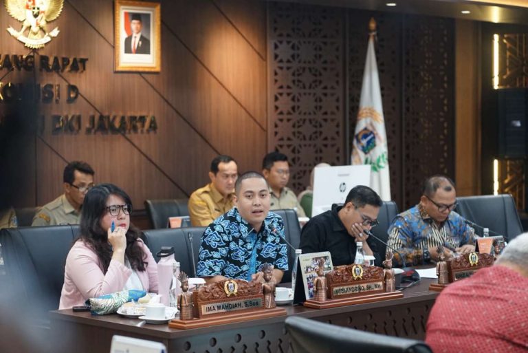 Rehabilitasi SDN Kebayoran Lama Selatan 09 Molor, Wibi: Jangan Korbankan Jam Belajar Siswa