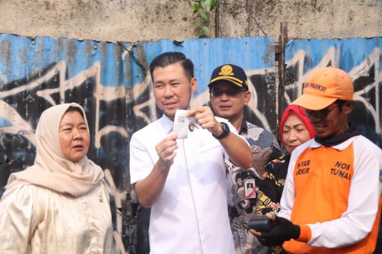 Pansus DPRD Tinjau Digitalisasi Parkir di Monas hingga Falatehan, Tekankan Transparansi dan Bebas Pungli